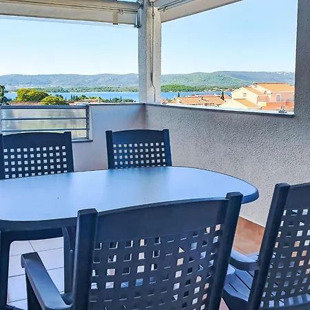 Lägenhet Ana-2 By Interhome