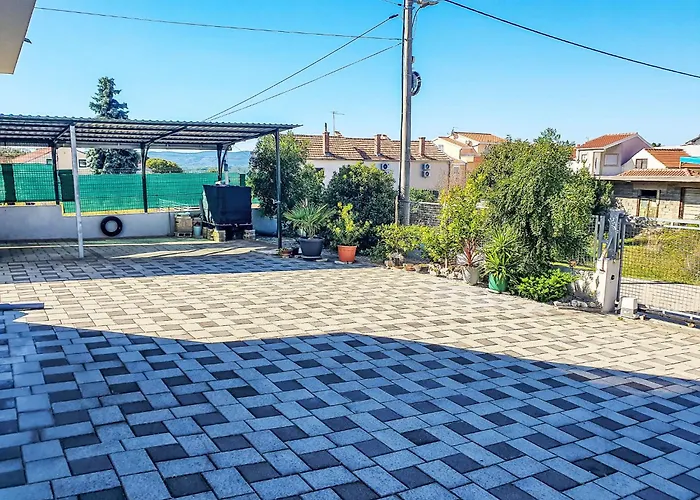 Ana-2 By Interhome Lägenhet *